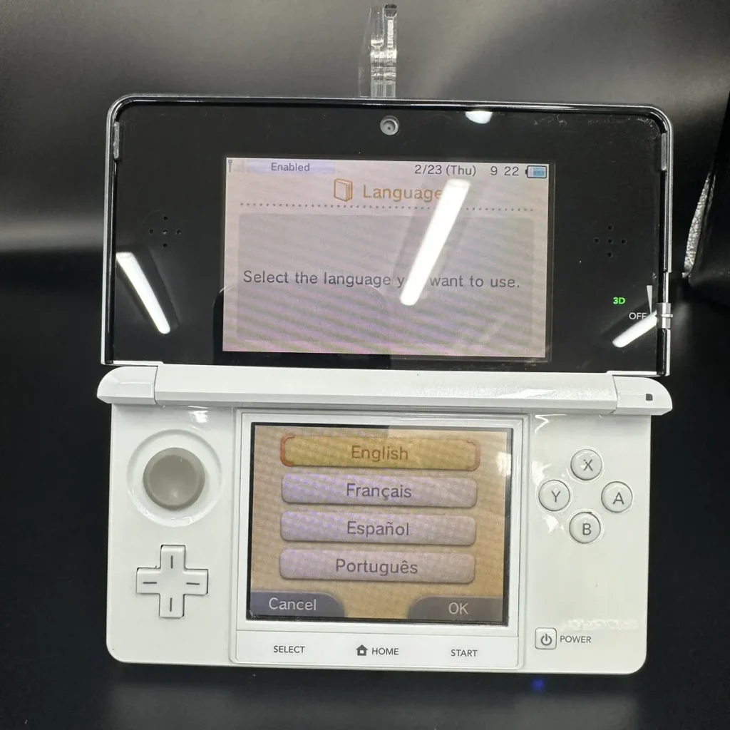 nintendo 3ds xl close up