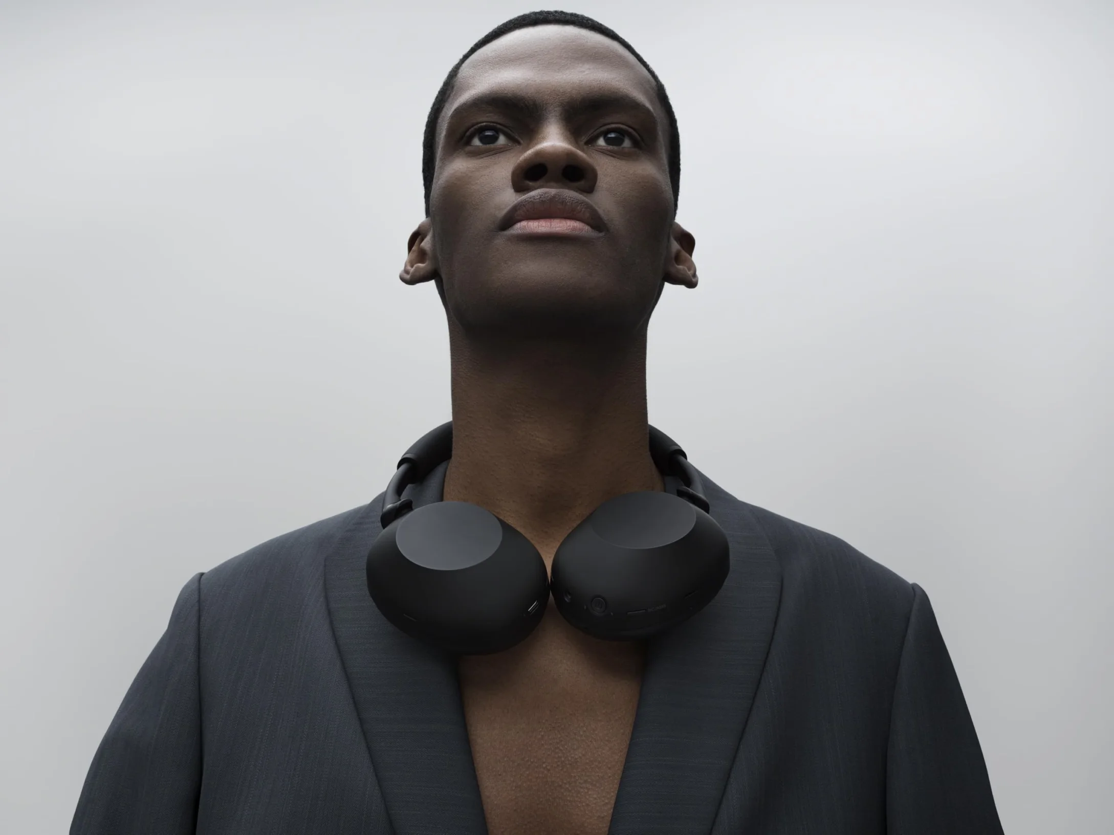 sony wh-1000xm6 wireless headphones photo 10